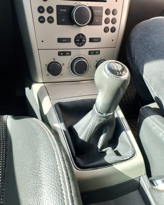 Opel Astra cena 14900 przebieg: 179050, rok produkcji 2006 z Świdnica małe 46